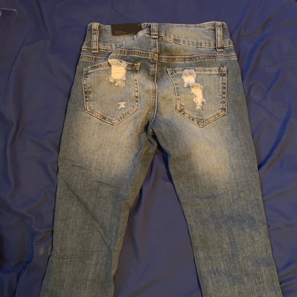 Rue 21 Dark Wash Distressed Skinny Jeans - Picture 2 of 3
